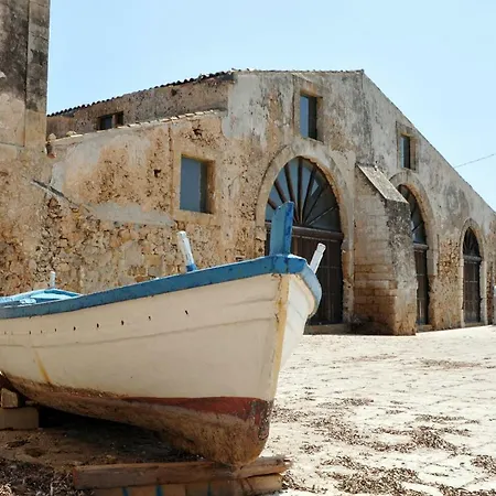 Holiday home L'arenaria Casa Vacanze *